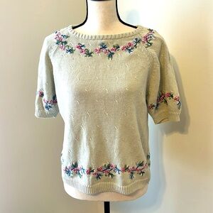Vintage floral knit shortsleeve sweater  size M